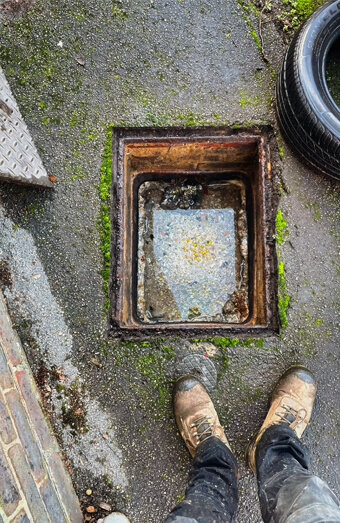 https://blockeddrainsnorthfremantle.com.au/uploads/2025/07/hero-blocked-sewers-23761.jpg