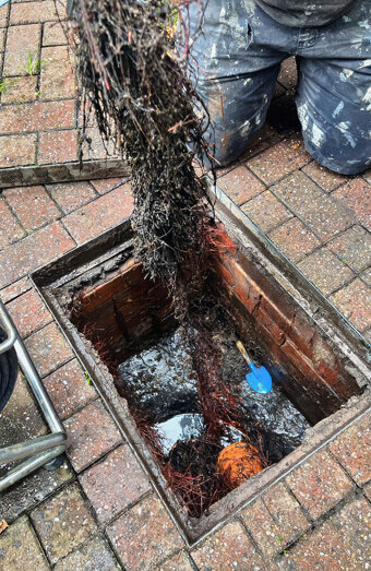 https://blockeddrainsnorthfremantle.com.au/uploads/2025/07/hero-blocked-sewers-68349.jpg